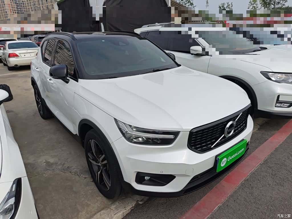 Volvo XC40, 2021 4