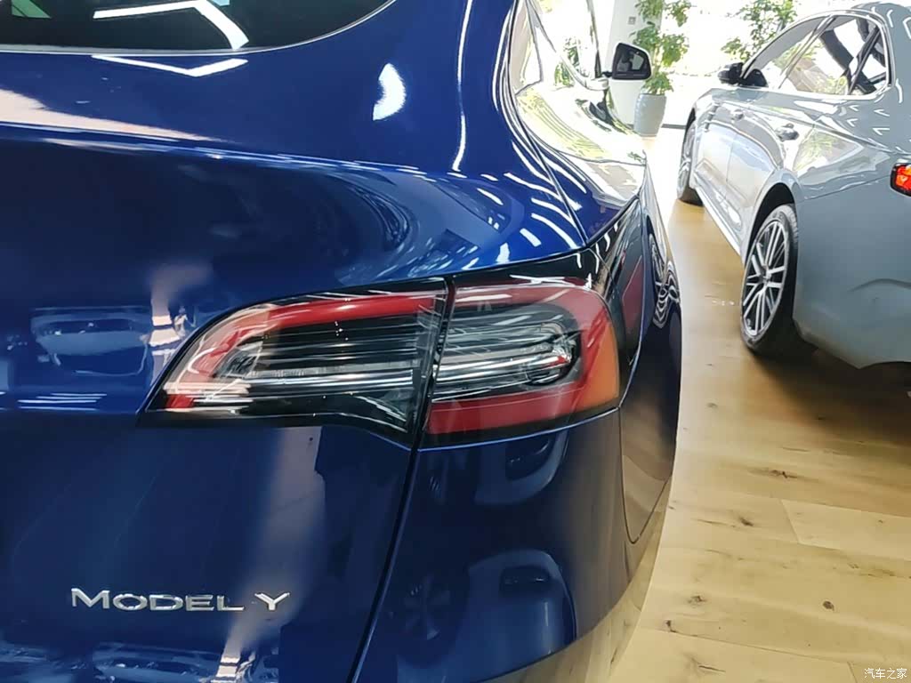 Tesla Model Y, 2023 24