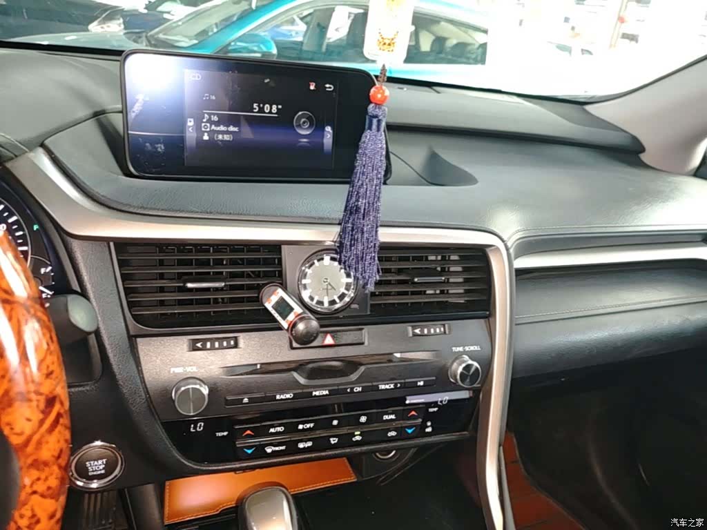 Lexus RX, 2018 13