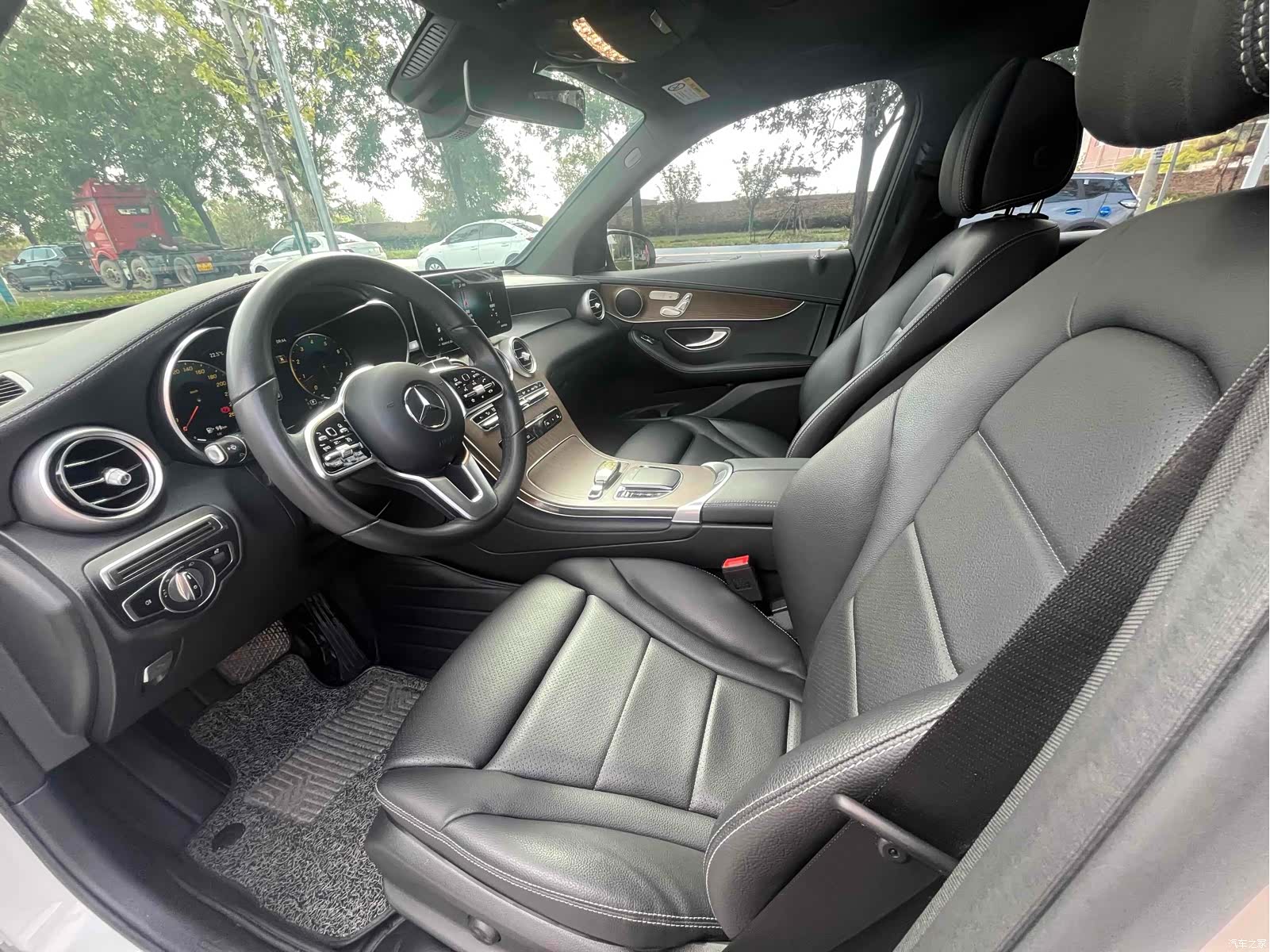 Mercedes-Benz GLC, 2022 11