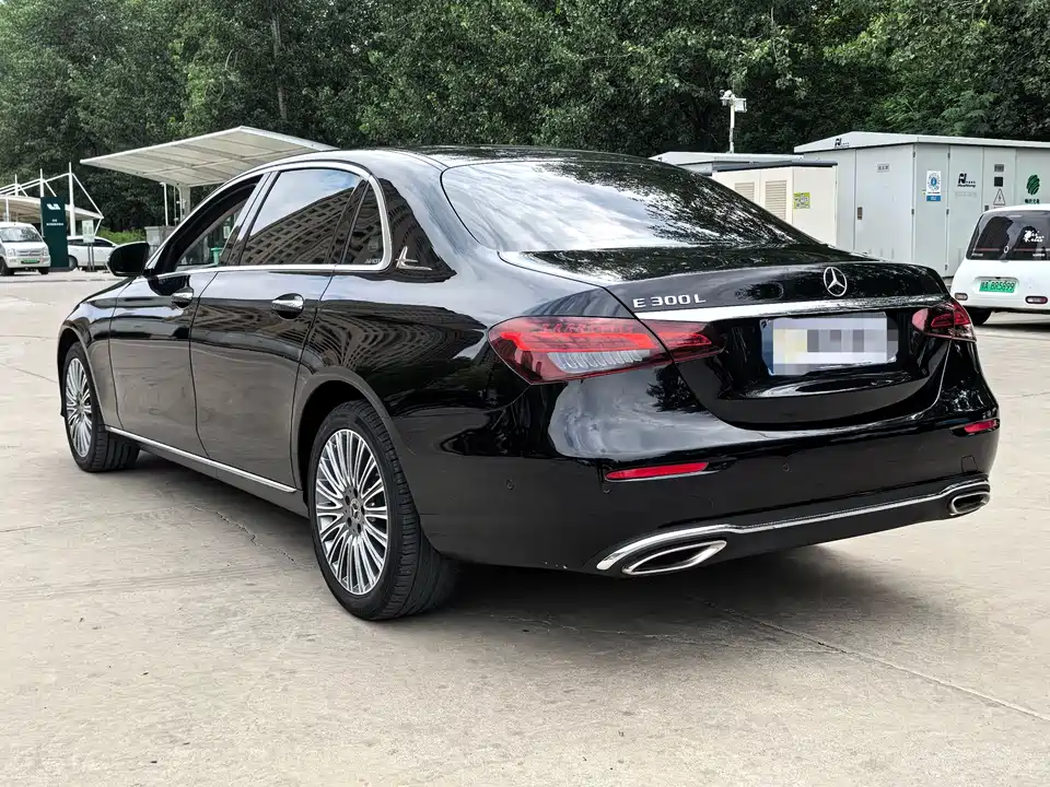 Mercedes-Benz E-class Mercedes-Benz E-class