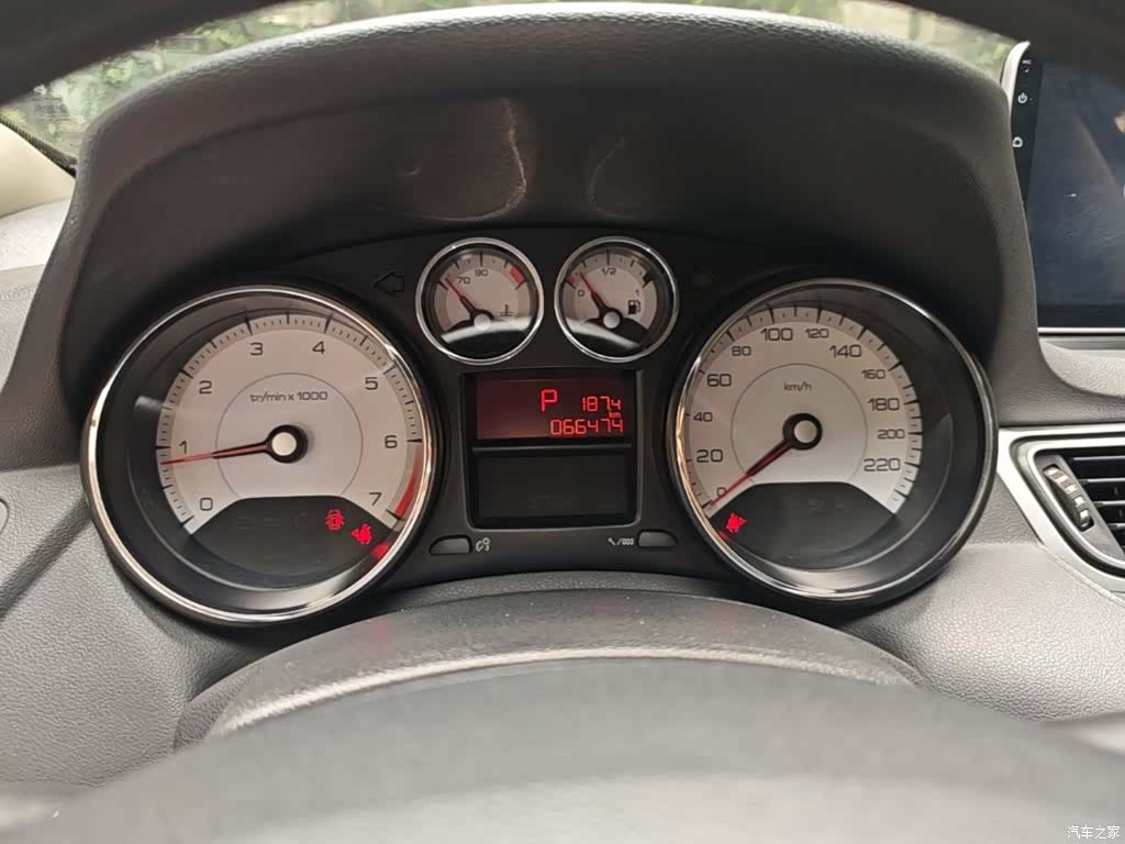 Peugeot 308, 2015 12