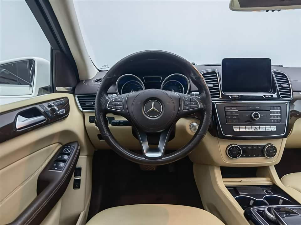 Mercedes-Benz GLS