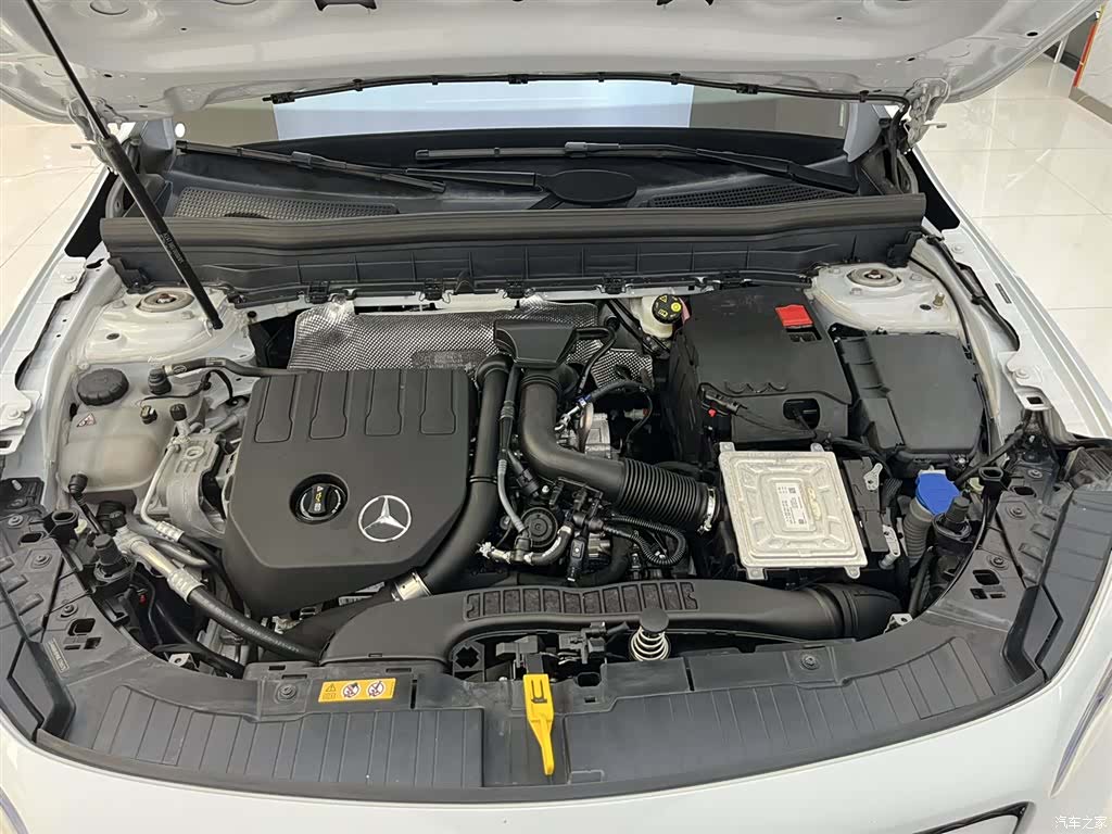 Mercedes-Benz GLB, 2021 9