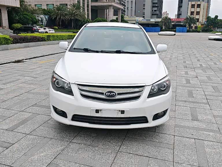 BYD L3