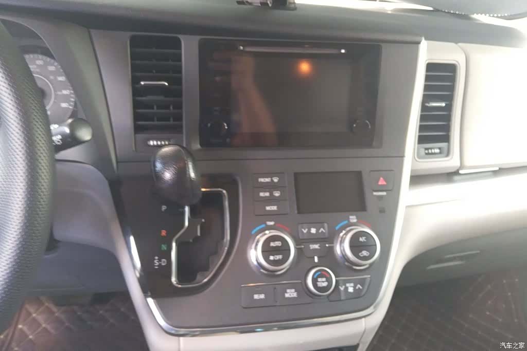 Toyota Sienna, 2016 13