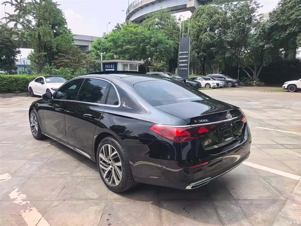 Mercedes-Benz E-Class, 2024 все фото