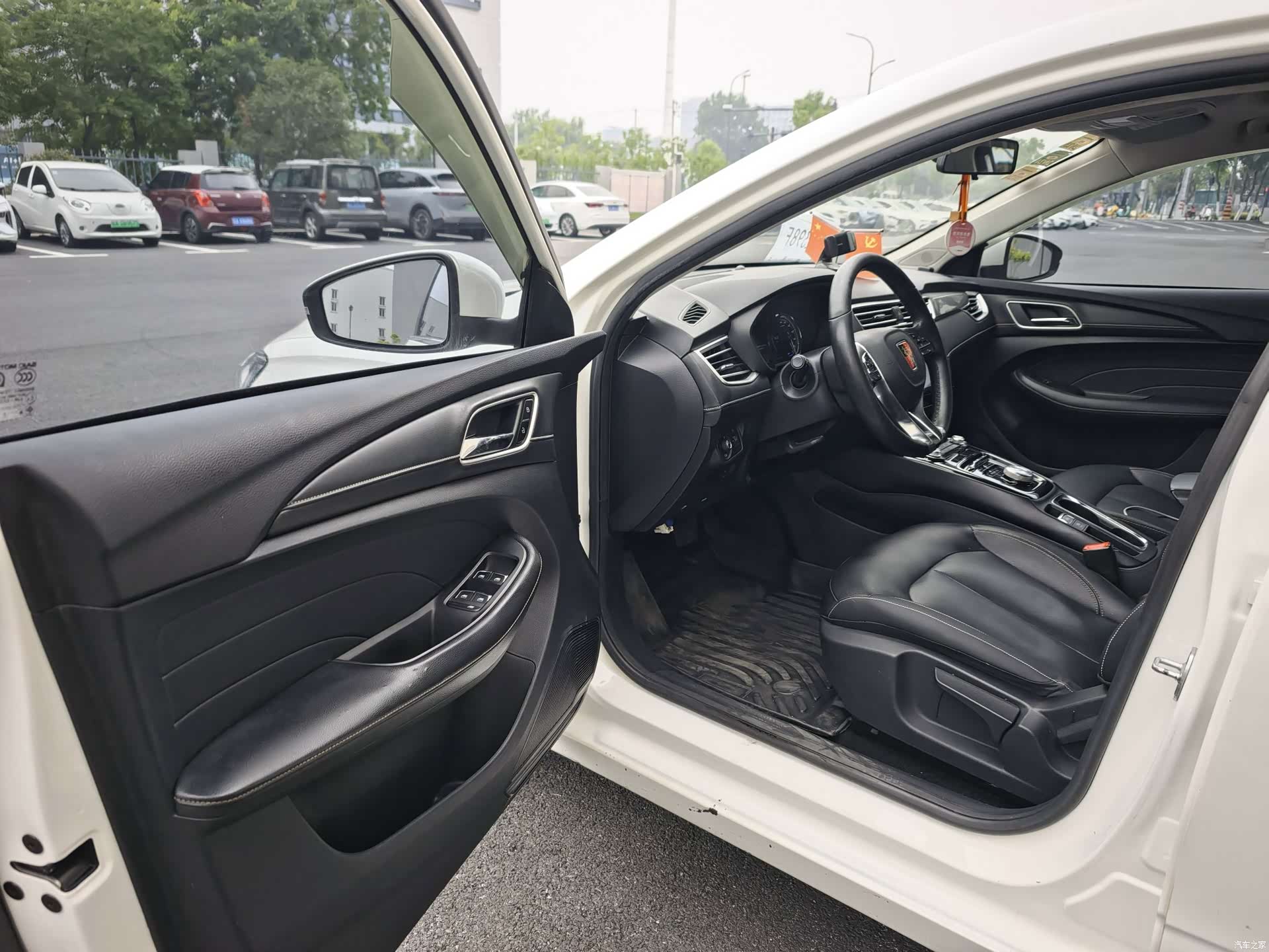 Roewe Ei5, 2019 все фото