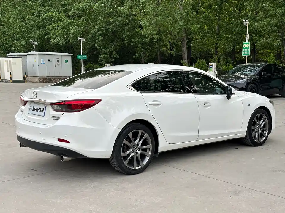 Mazda Atez