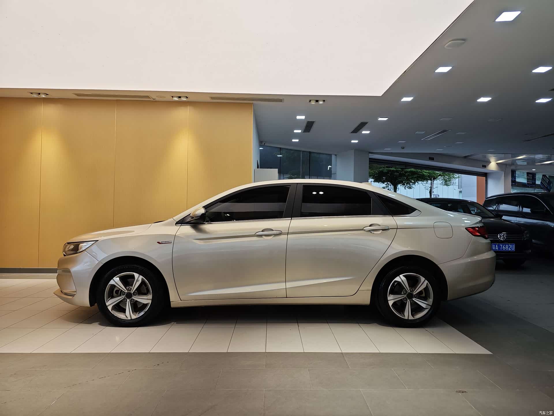 Geely Emgrand, 2018 6