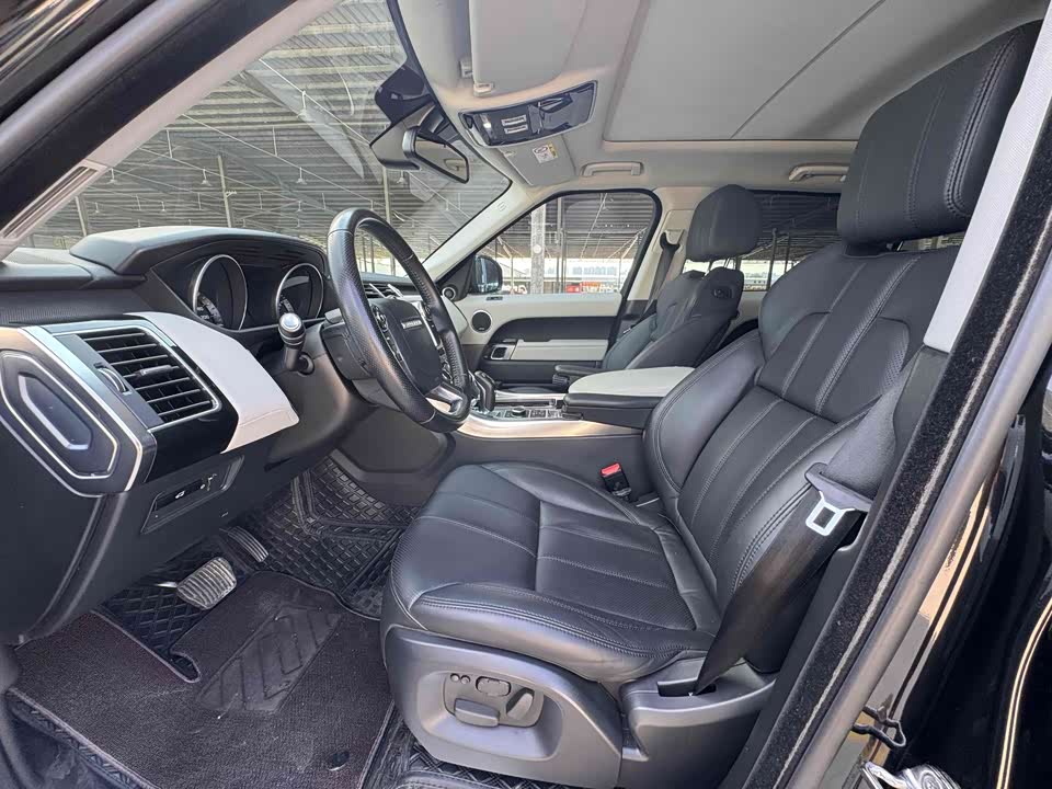 Land Rover Range Rover Sport Land Rover Range Rover Sport