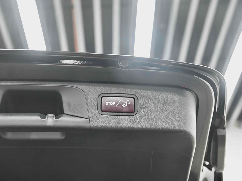 Mercedes-Benz GLC AMG