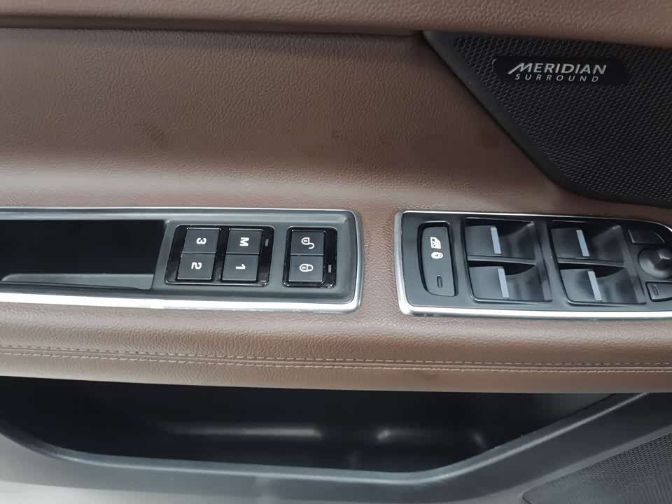 Jaguar XFL Jaguar XFL