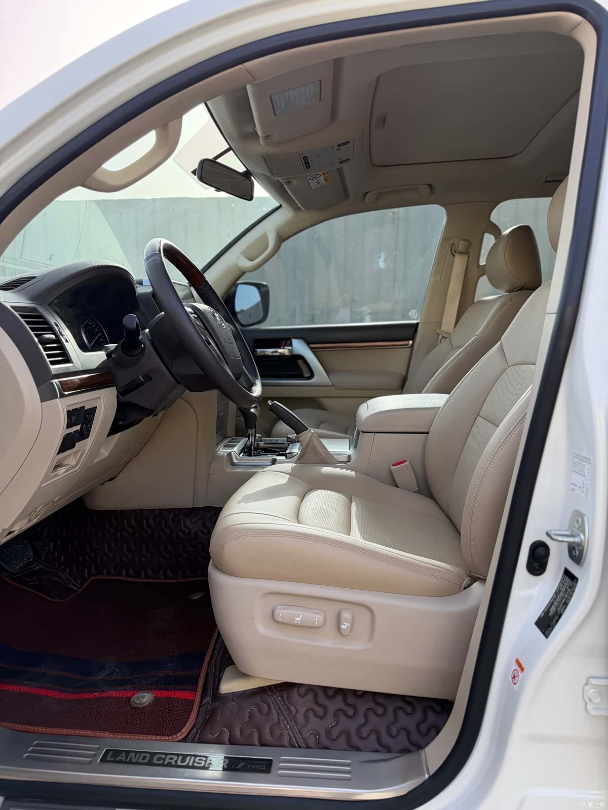 Toyota Land Cruiser, 2019 4