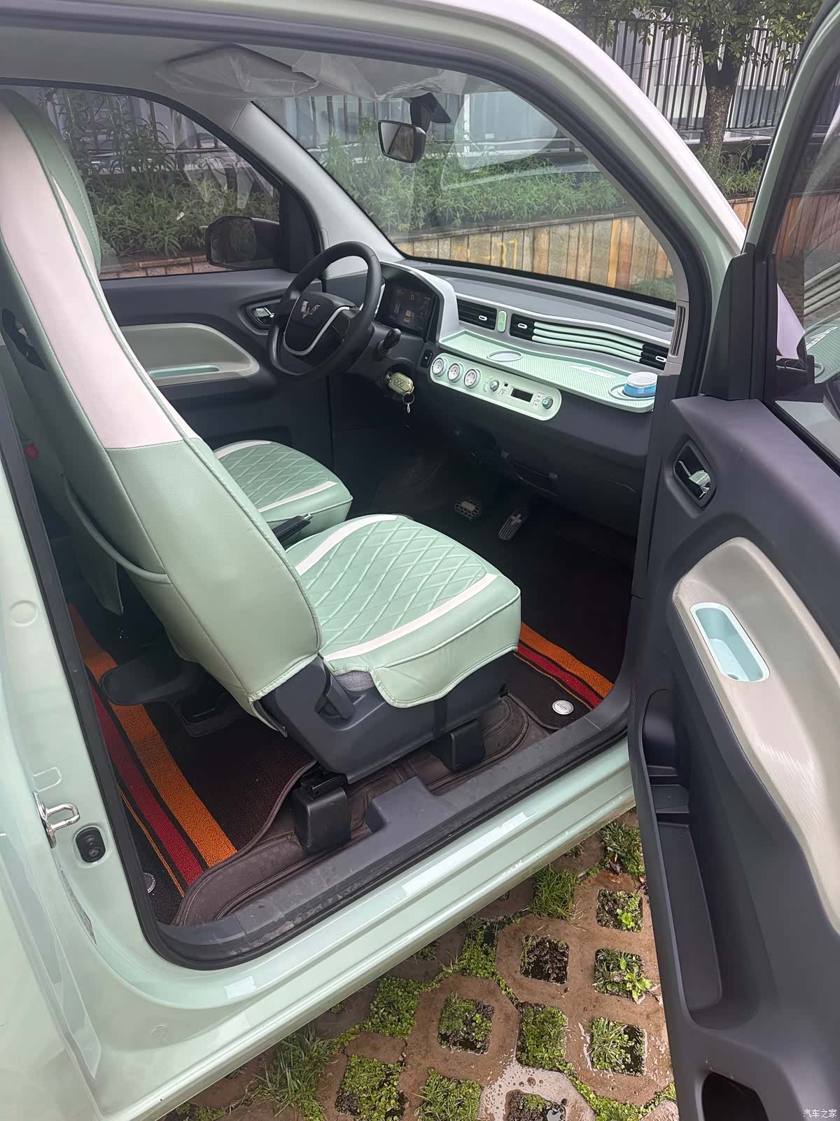Wuling MINIEV, 2023 7