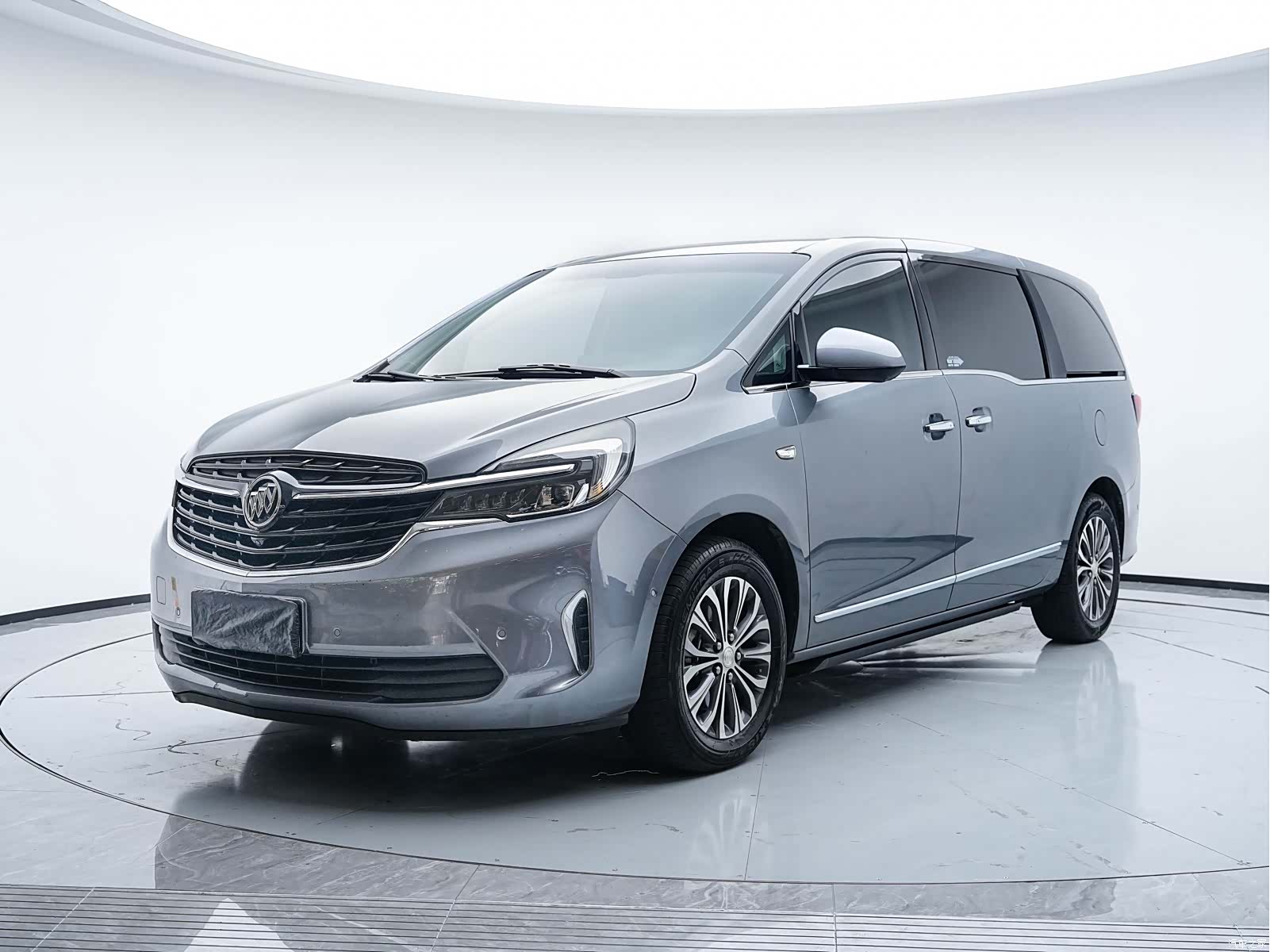 Buick GL8, 2020 1
