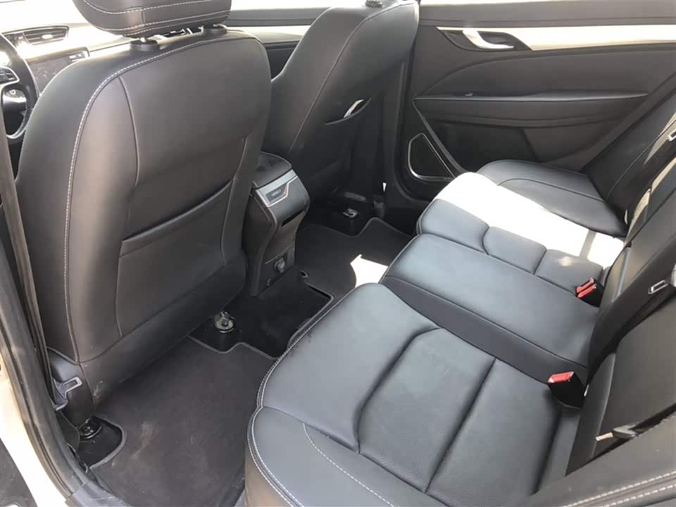 Geely Emgrand Geely Emgrand