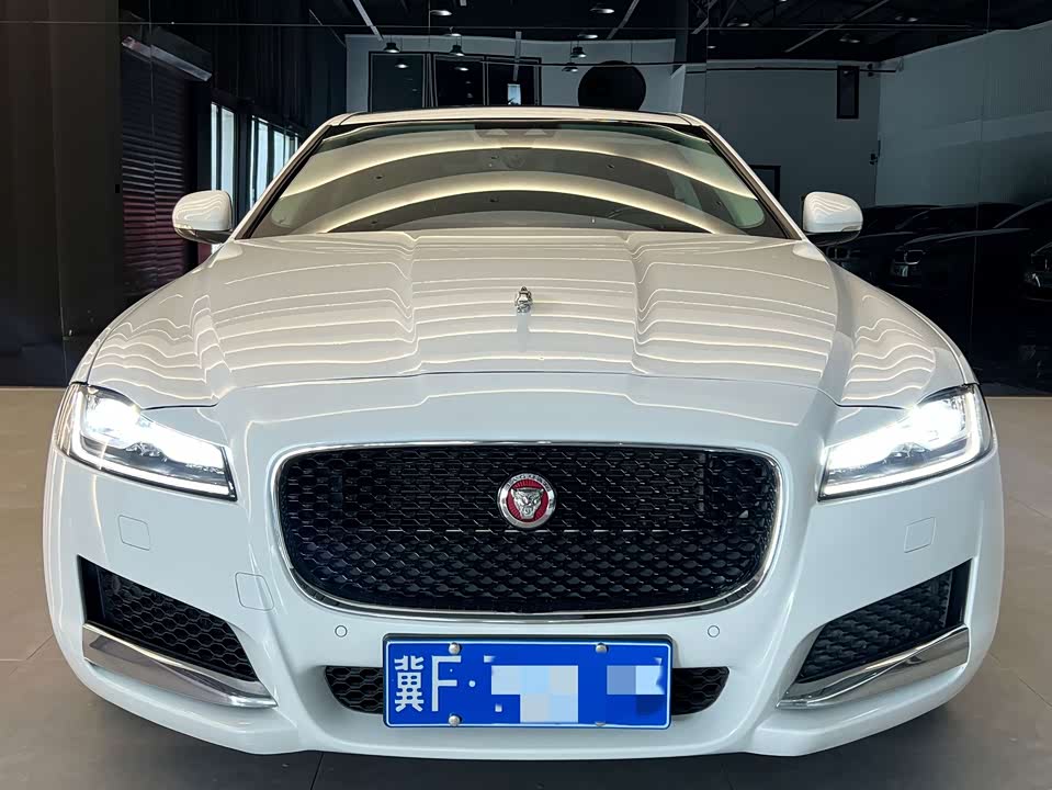 Jaguar XFL Jaguar XFL