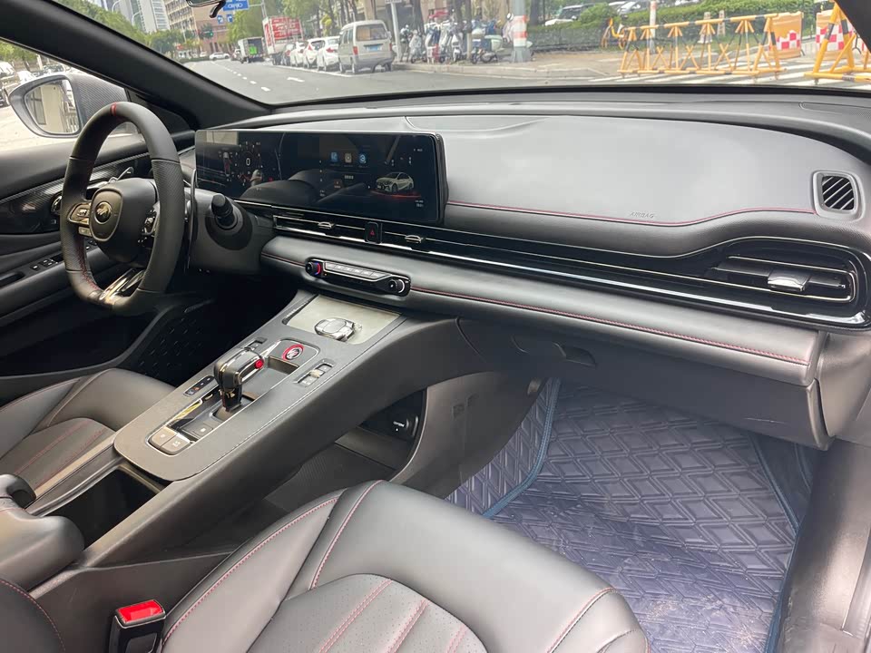 Trumpchi Shadow Leopard