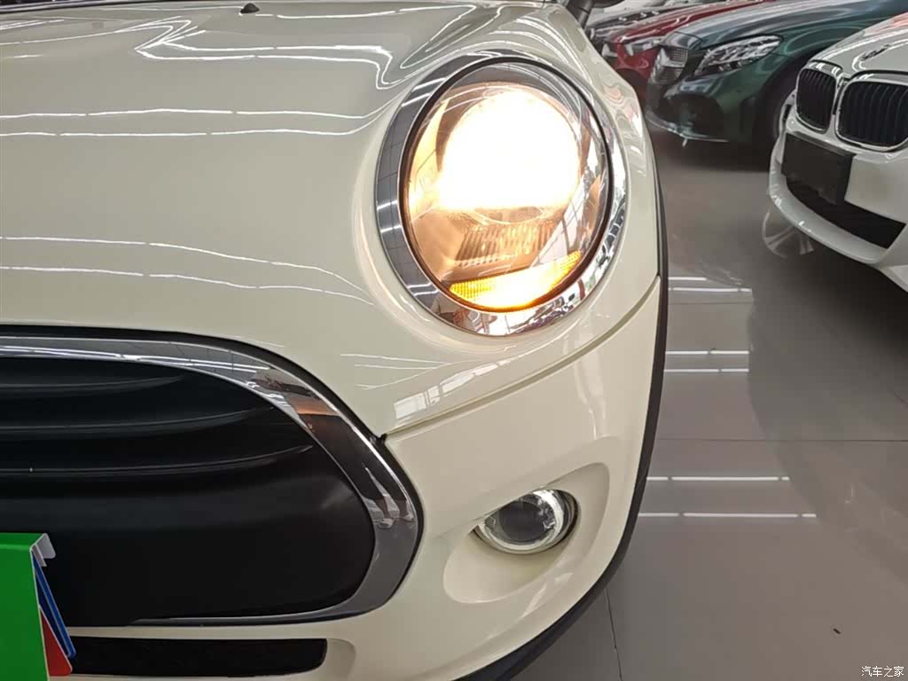 Mini ONE, 2019 24
