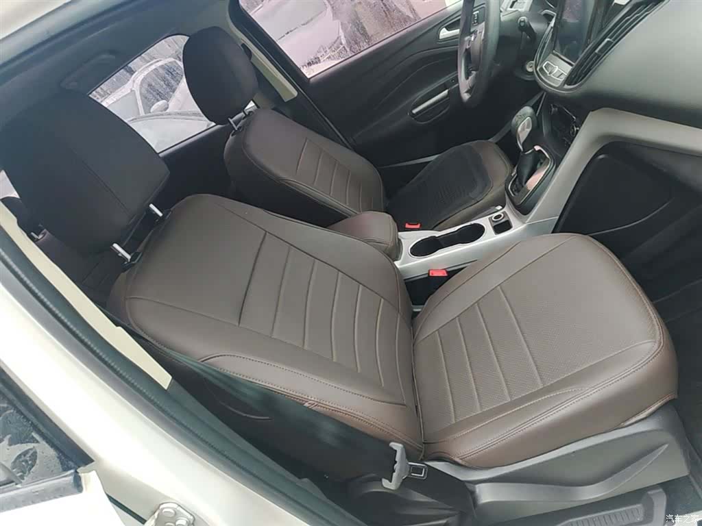 Ford Kuga, 2016 25