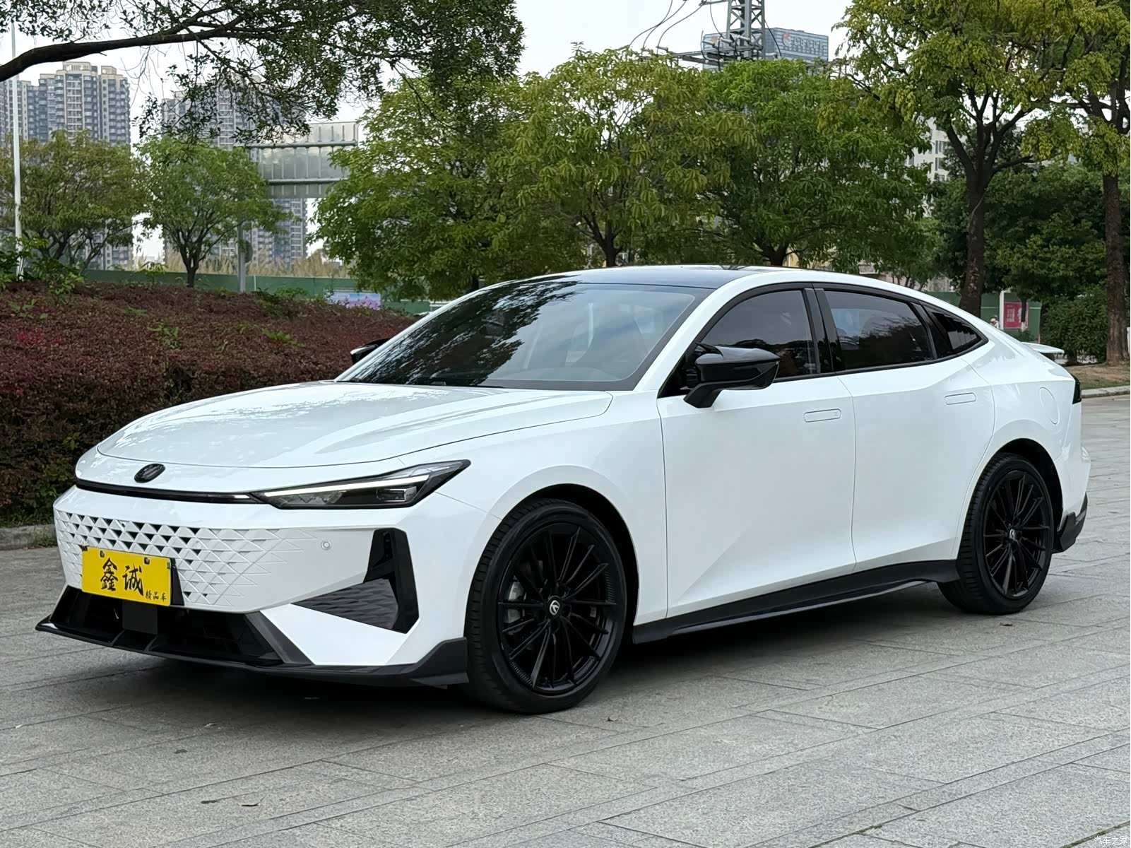 Changan UNI-V, 2024 1