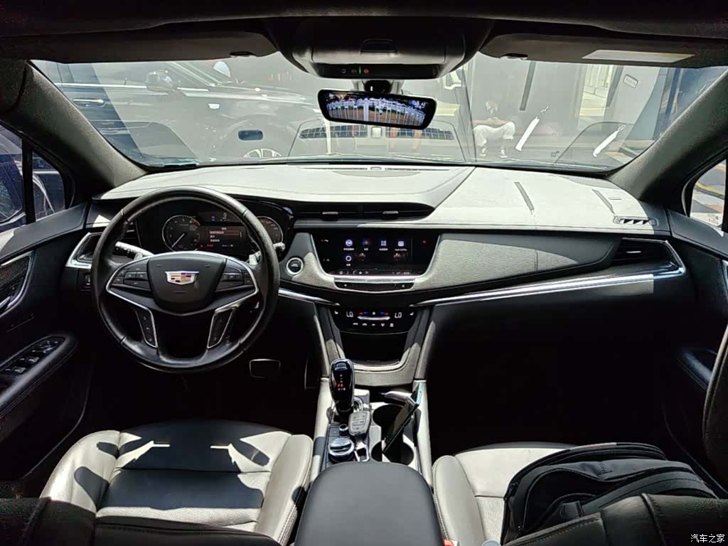 Cadillac XT5, 2024 10