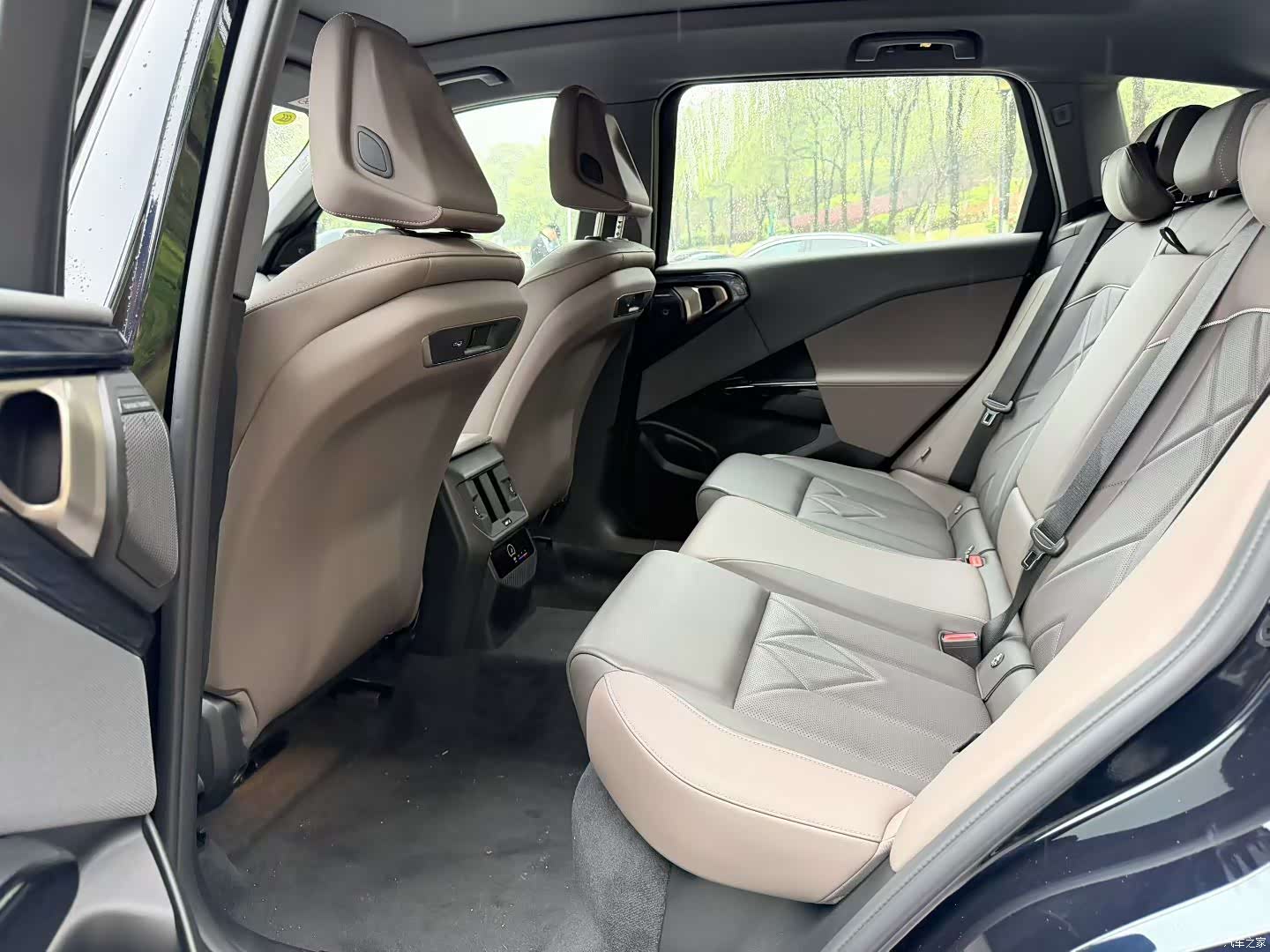 BMW X3, 2025 все фото