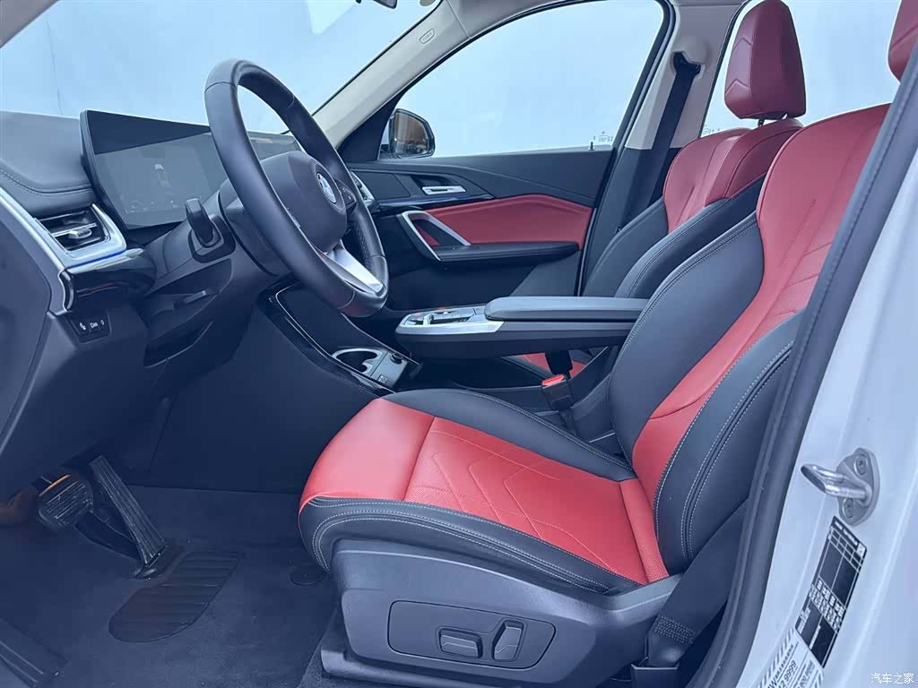 BMW X1, 2024 11