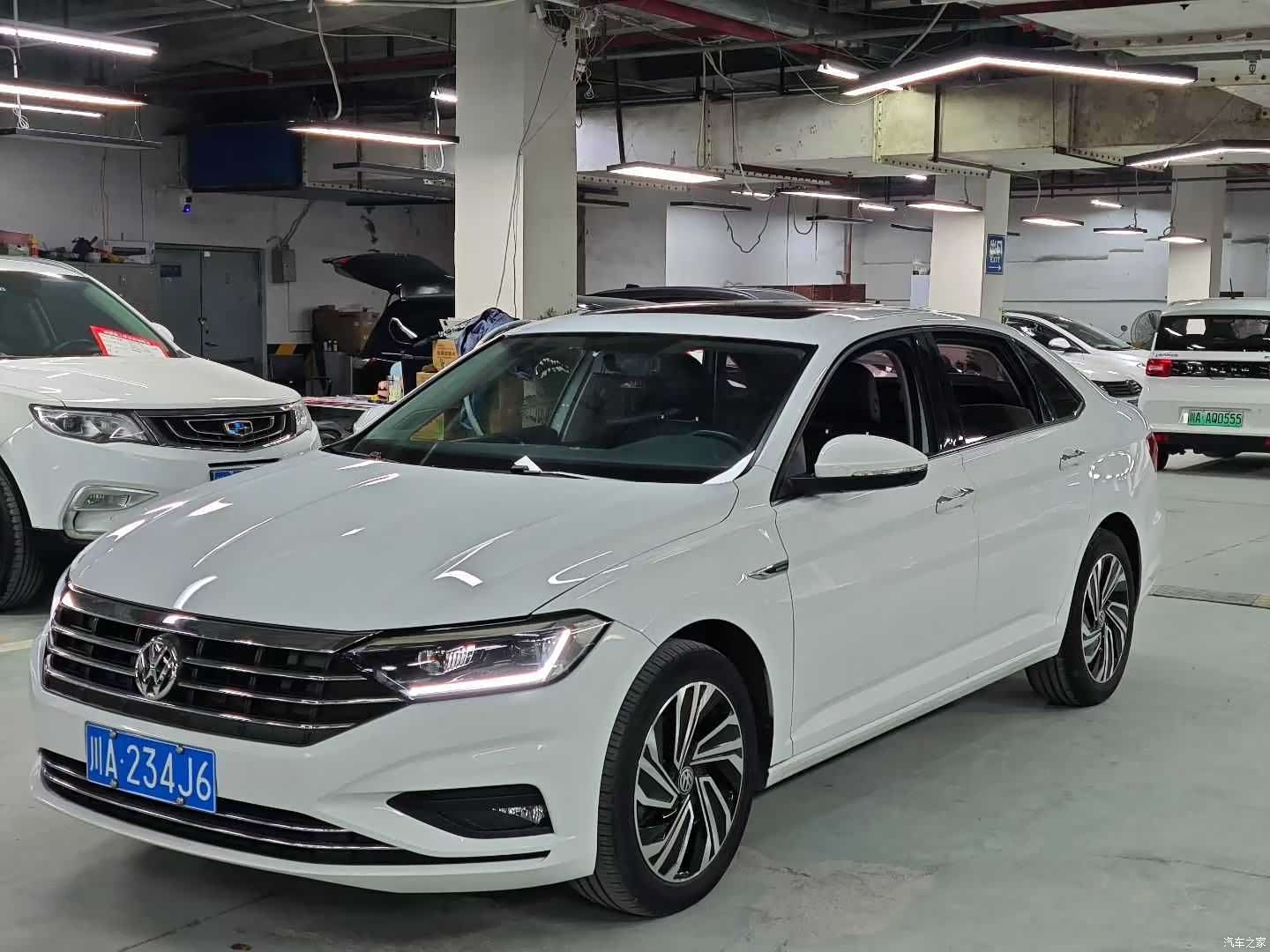 Volkswagen Sagitar