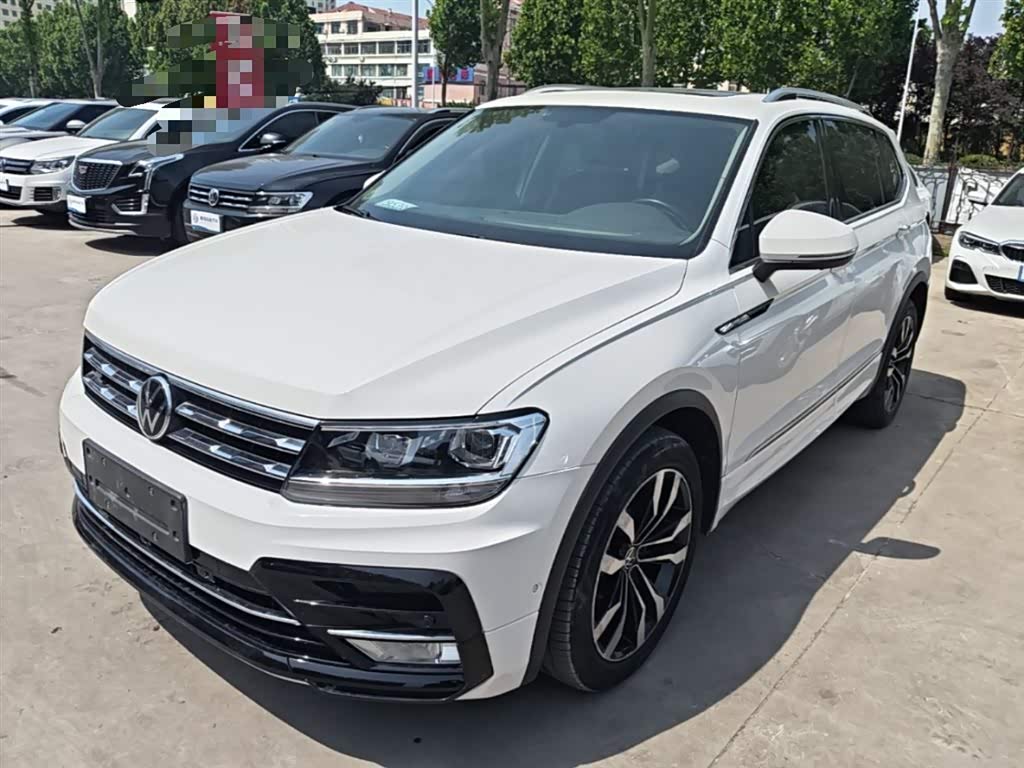 Volkswagen Tiguan L