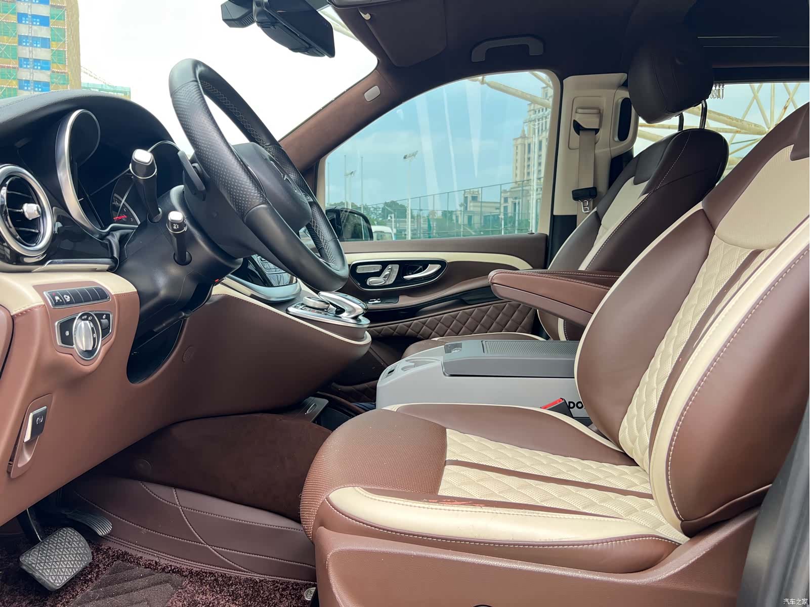 Mercedes-Benz V-Class, 2019 7