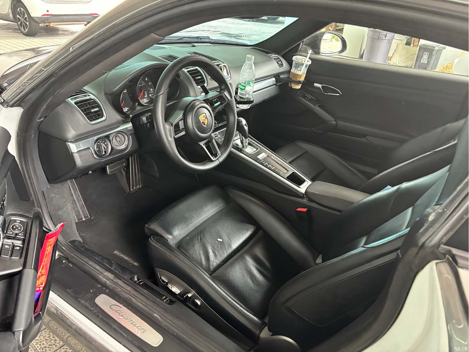 Porsche Cayman, 2015 9