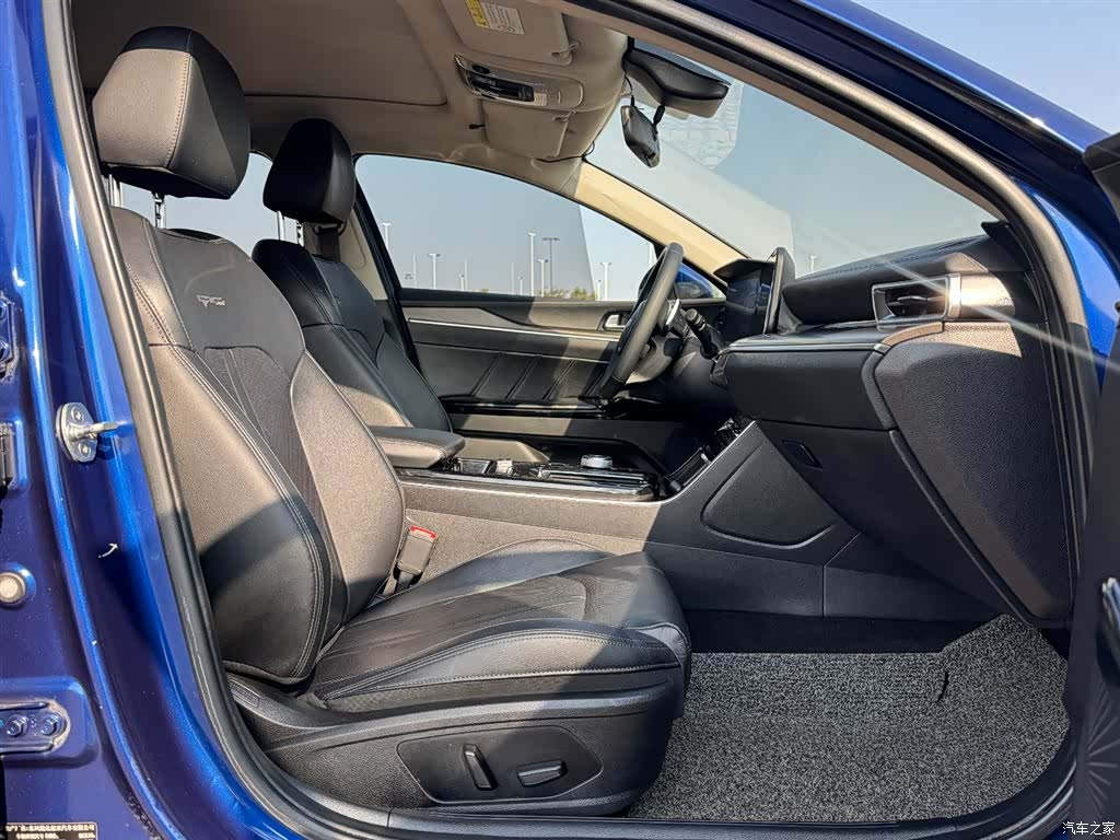 Kia K5, 2020 10