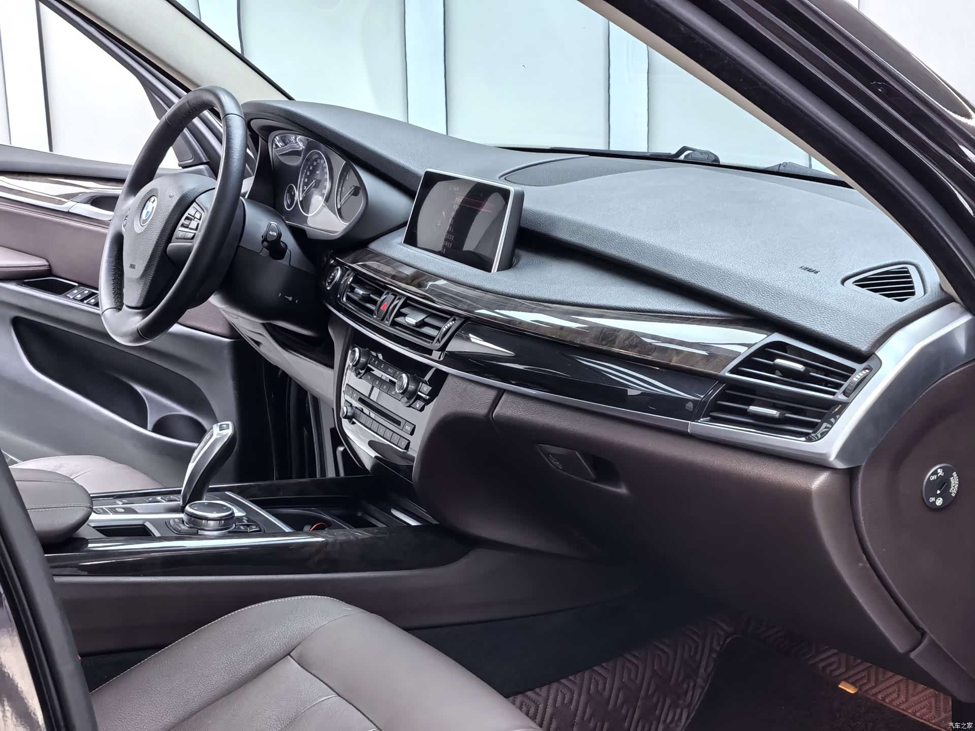 BMW X5, 2015 9