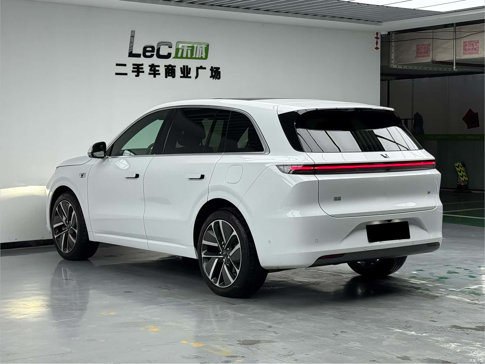 Li Auto L6, 2024 6