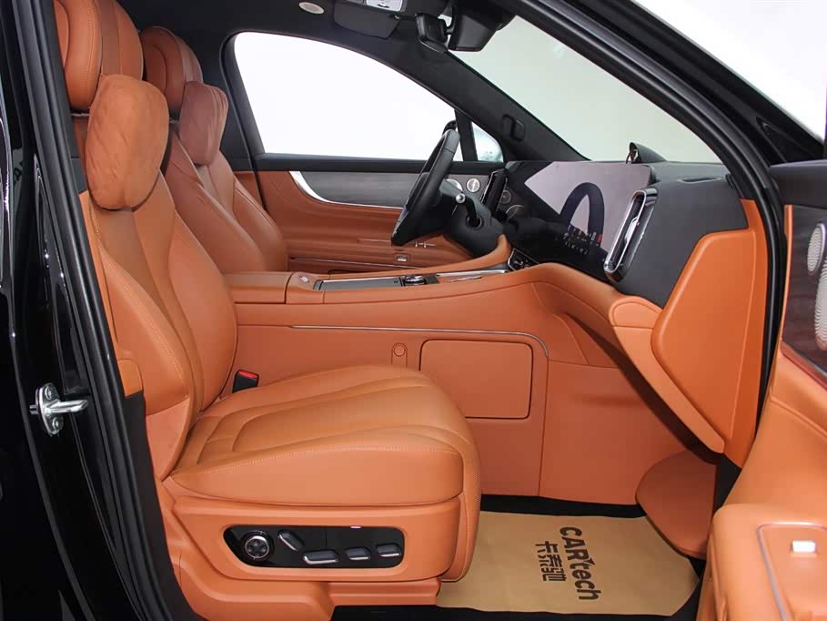 AITO Ask the world M9