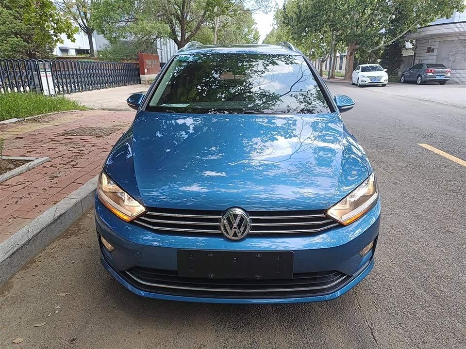 Volkswagen Golf*Jiayu Volkswagen Golf*Jiayu