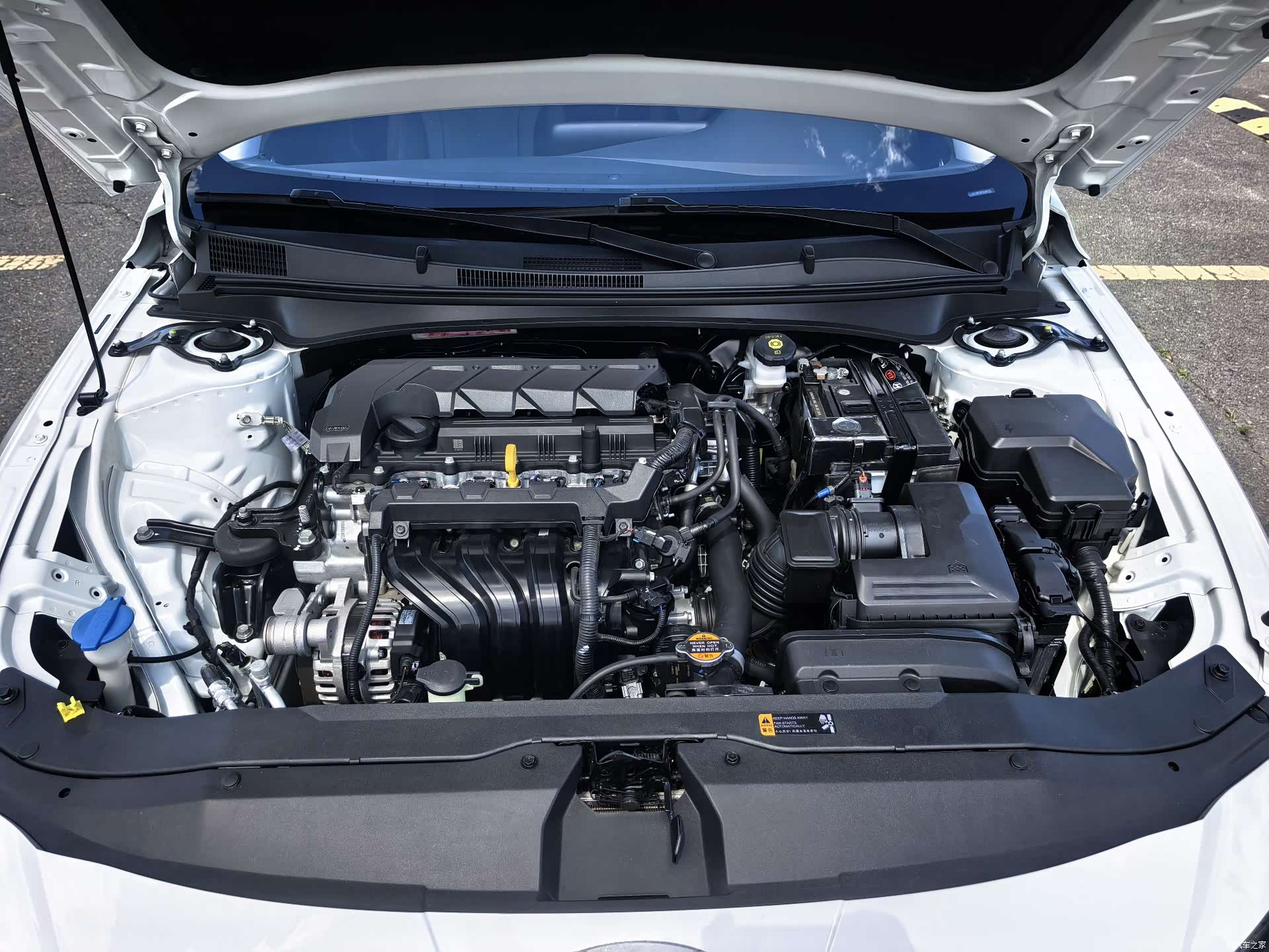 Hyundai Elantra, 2023 18