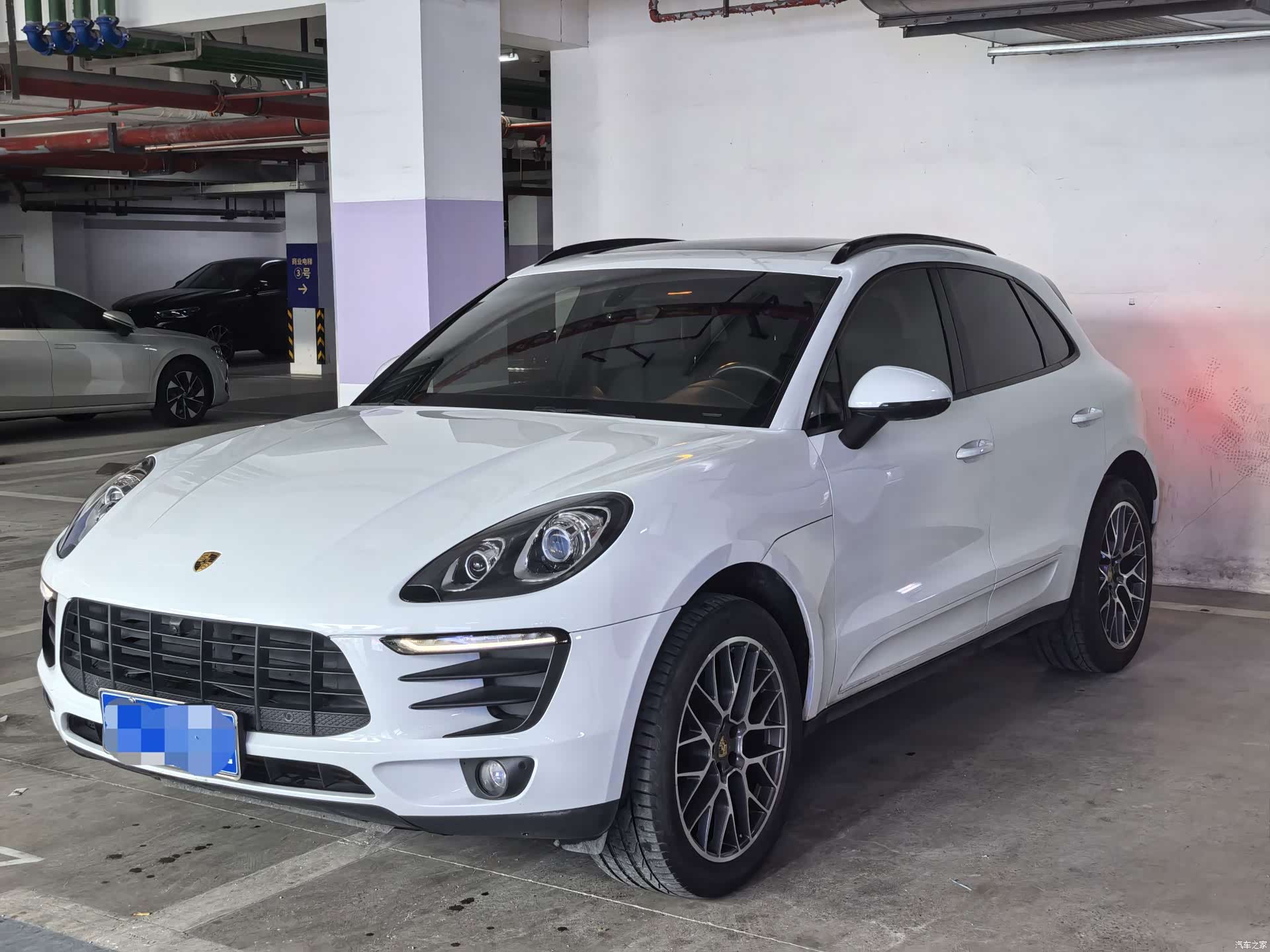 Porsche Macan, 2015 1