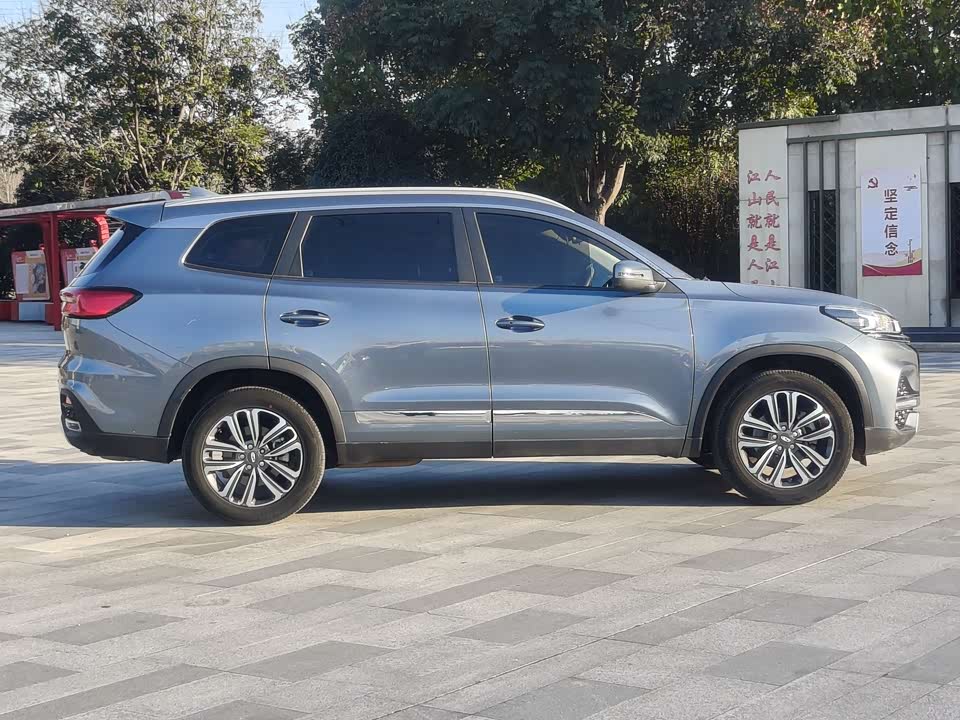 Chery Tiggo 8