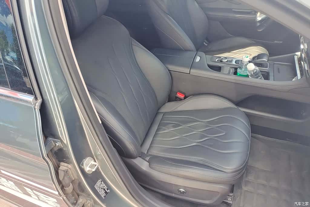 Chery Arrizo 8, 2025 8