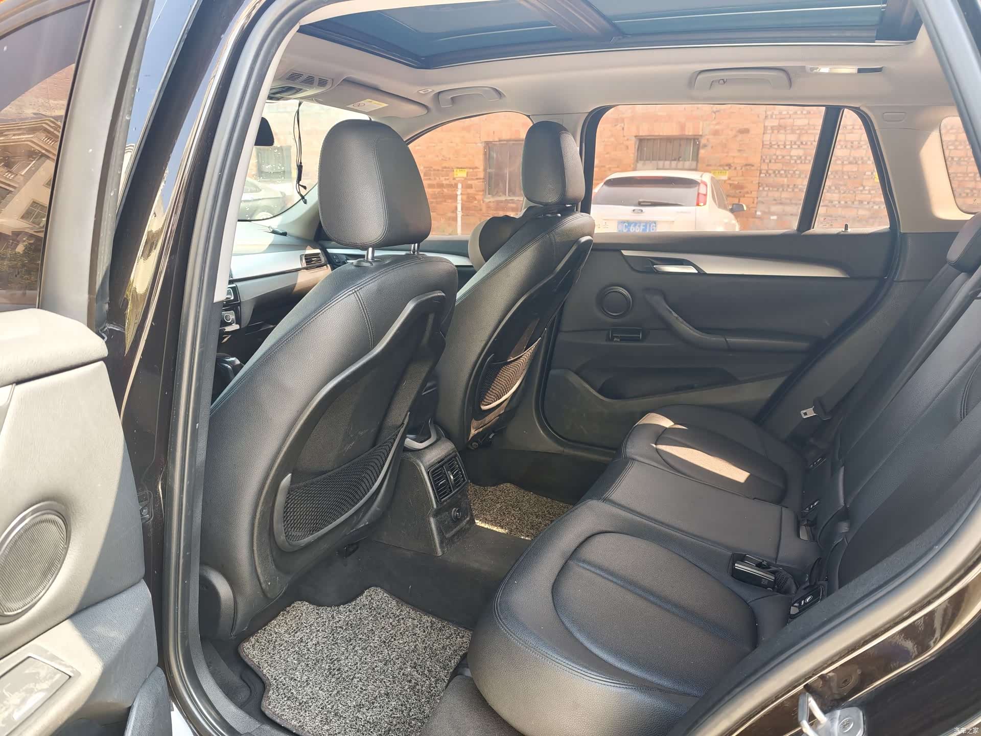 BMW X1, 2016 9