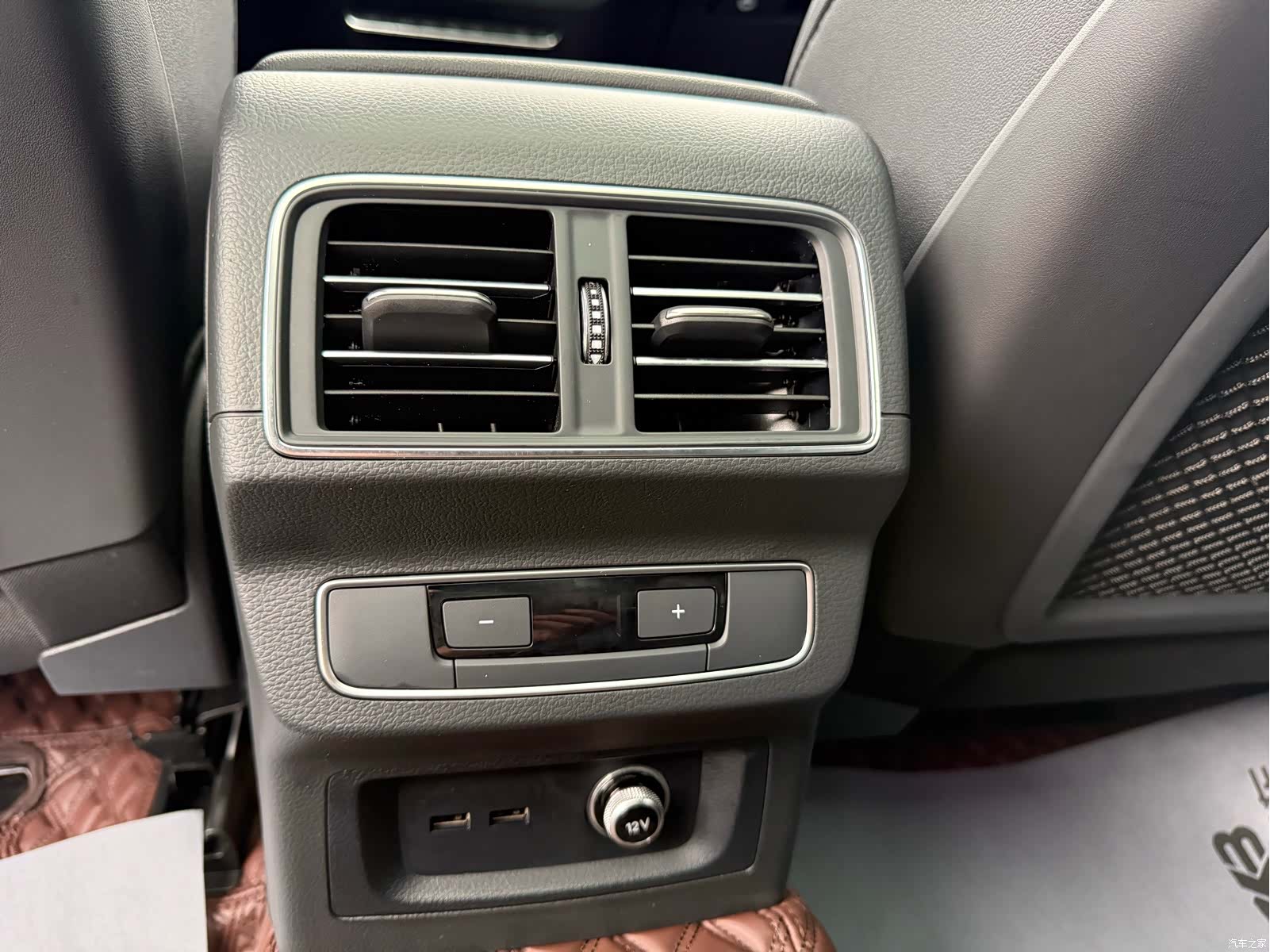 Audi Q5L, 2024 8