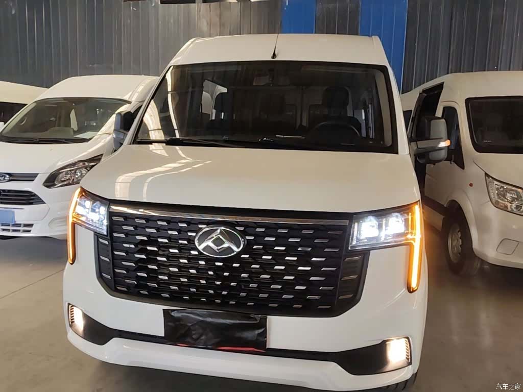 Maxus V80, 2023 3