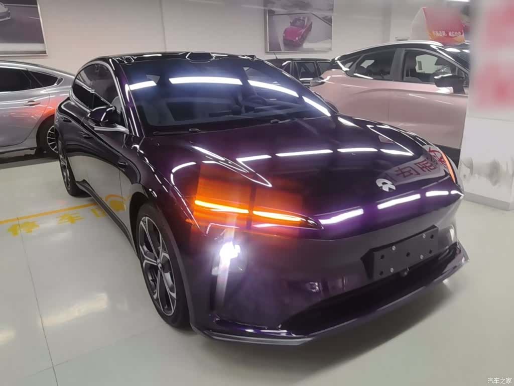 NIO ET5, 2025 4