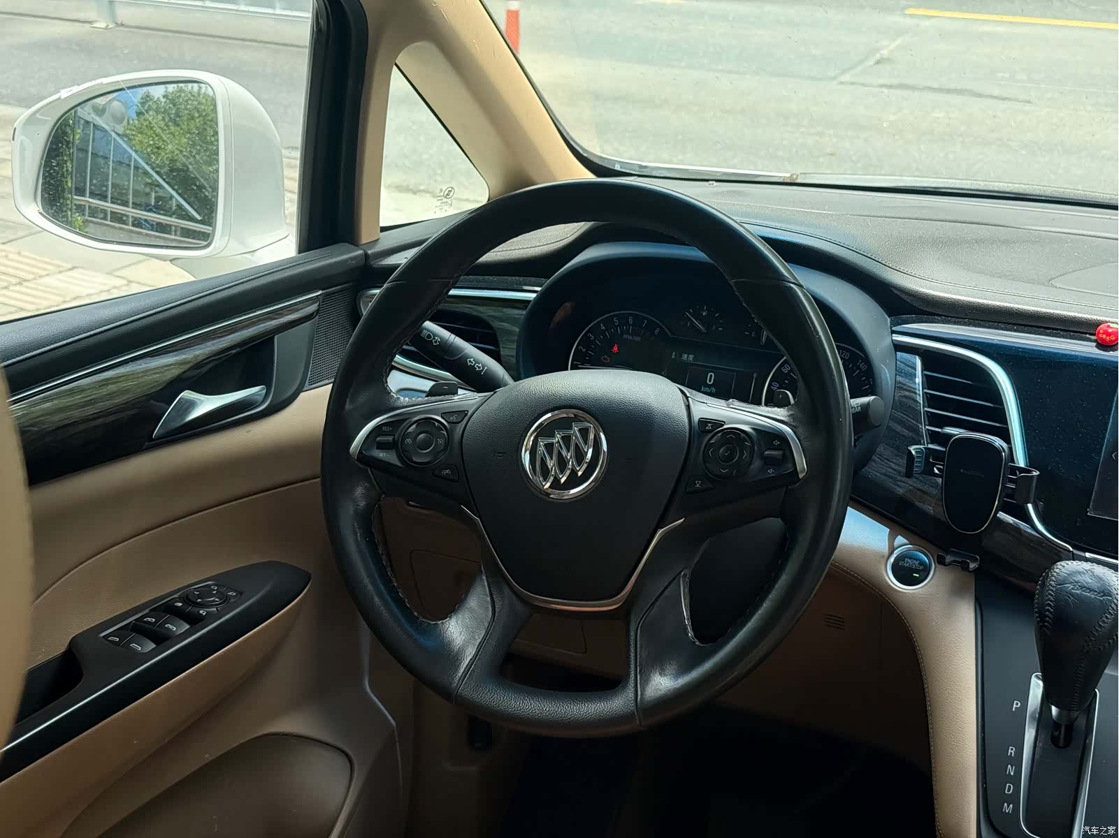 Buick GL8, 2018 6