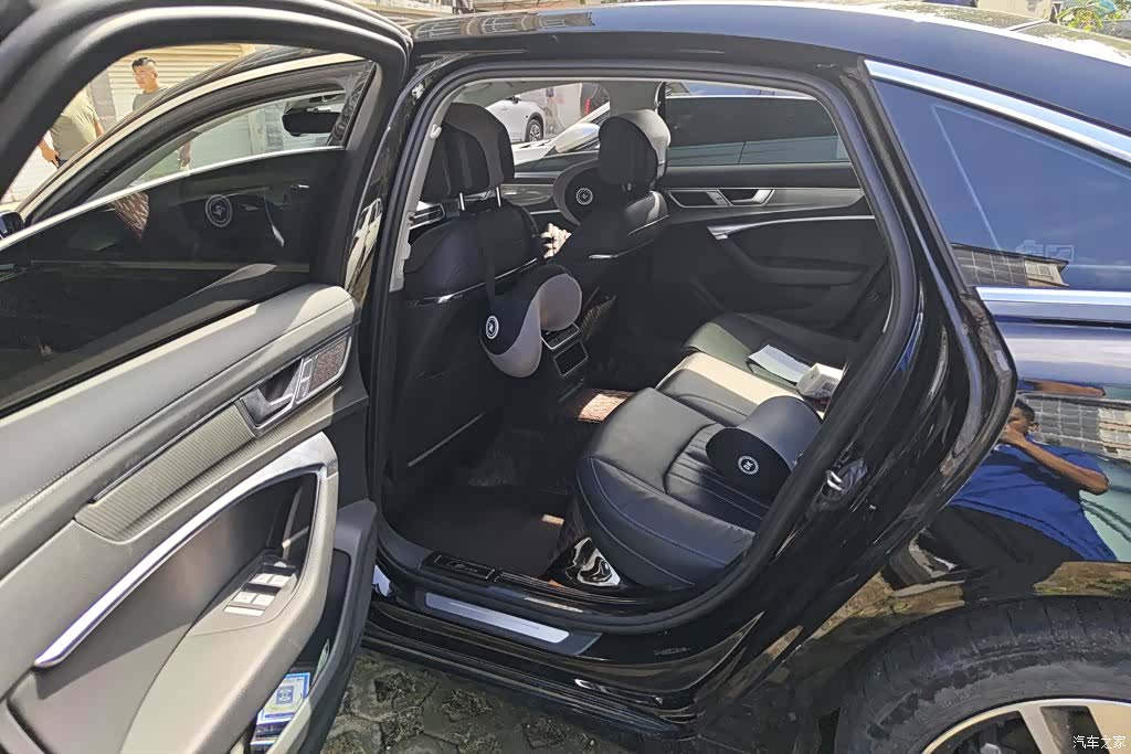 Audi A6L, 2024 11