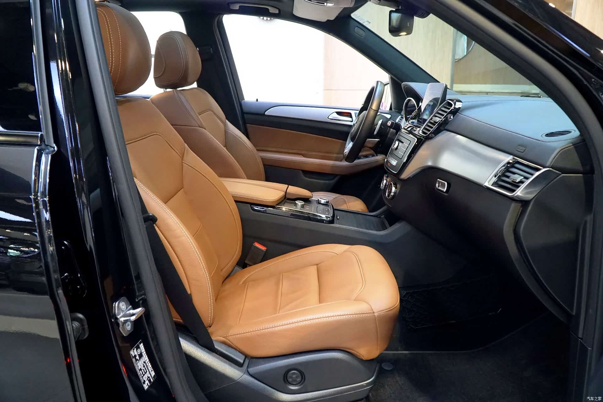 Mercedes-Benz GLE, 2019 12