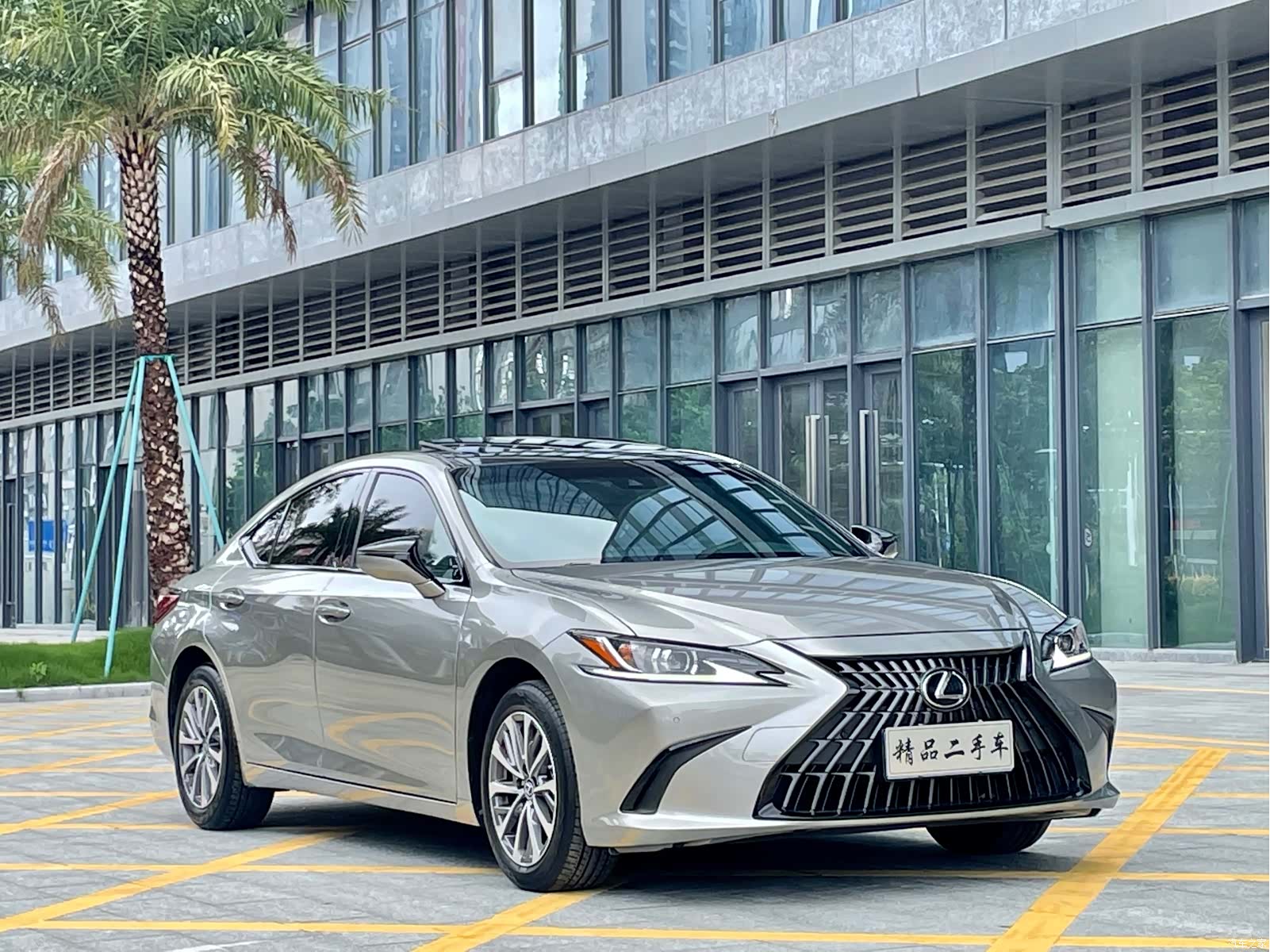 Lexus ES, 2023 3